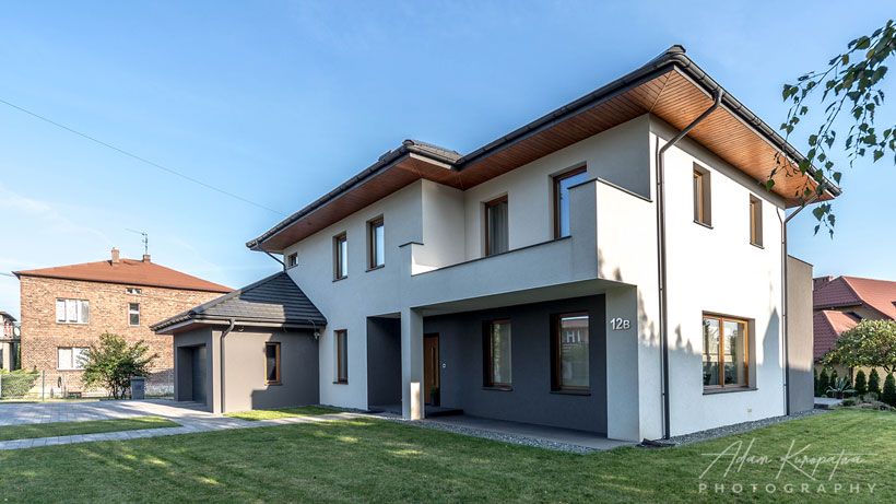 Realizacja projektu elewacji domu jednorodzinnego w Mysłowicach img10